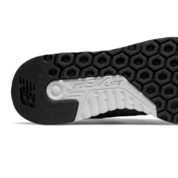 NWT New Balance 247 Luxe Sneaker M9D - Picture 5 of 8